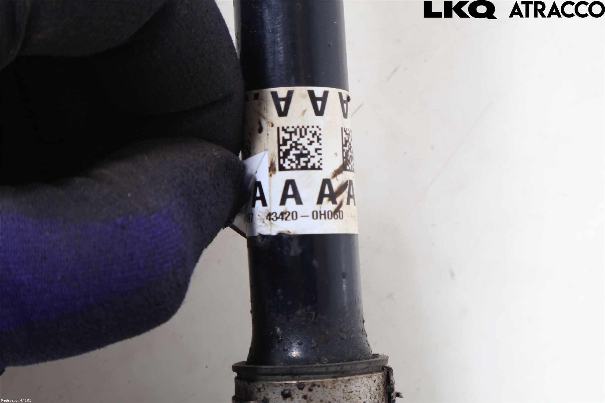 Toyota AYGO X AB70 22- Drivaxel Fram Vänster