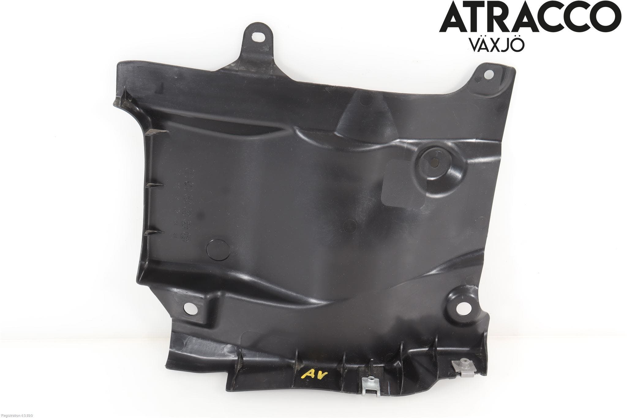 Mazda CX-30 20- Hasplåt Plåt-Plast