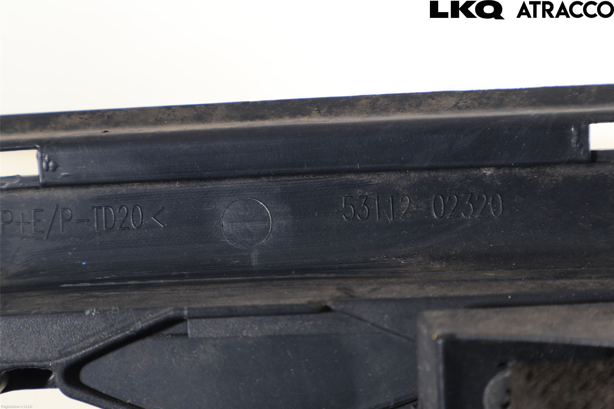 Toyota AURIS 10-12 Grilldel Mitt