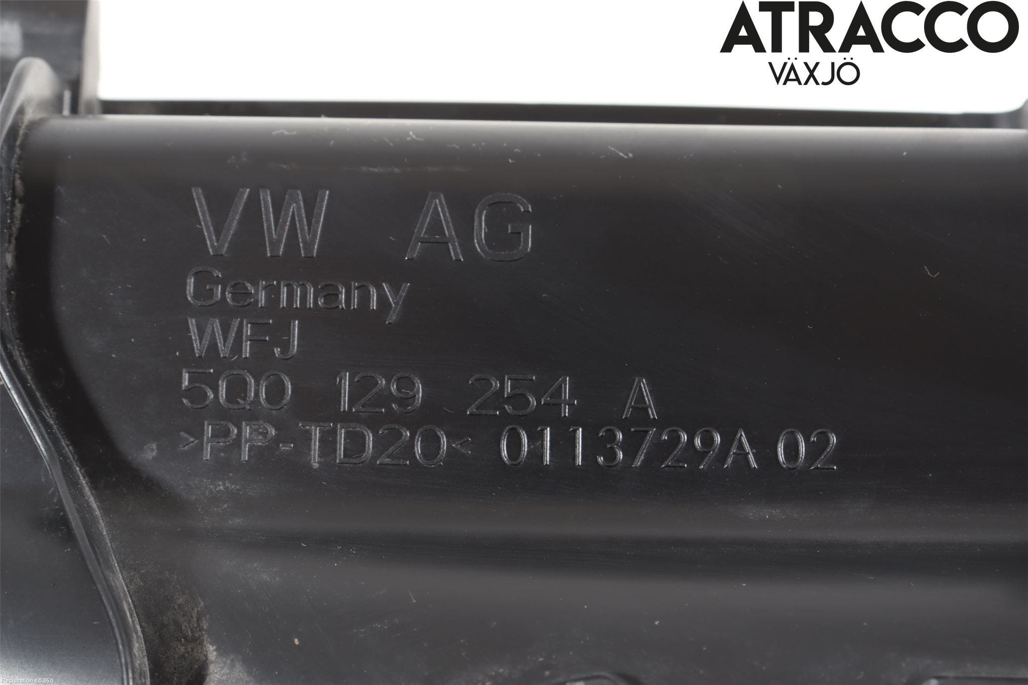 Volkswagen VW GOLF / E-GOLF VII 13-20 Deflektor Plåt-Plast Kylning