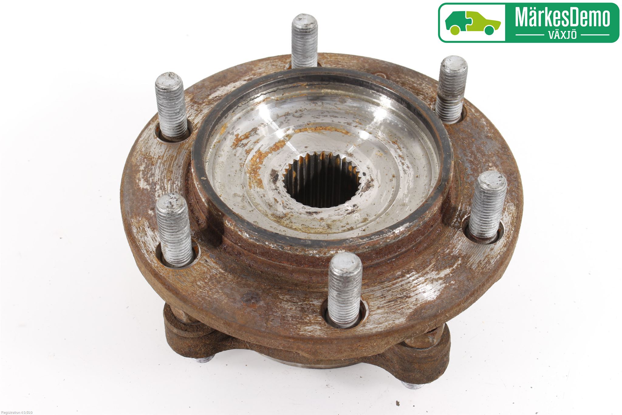 Toyota HILUX 16- Nav Fram