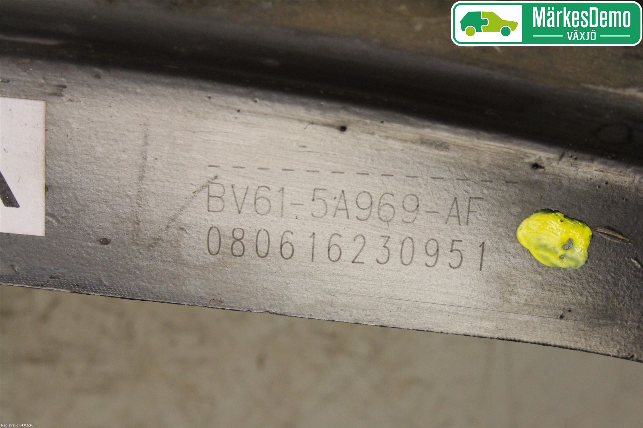 Ford FOCUS 15-18 Bärarm Bak Vänster