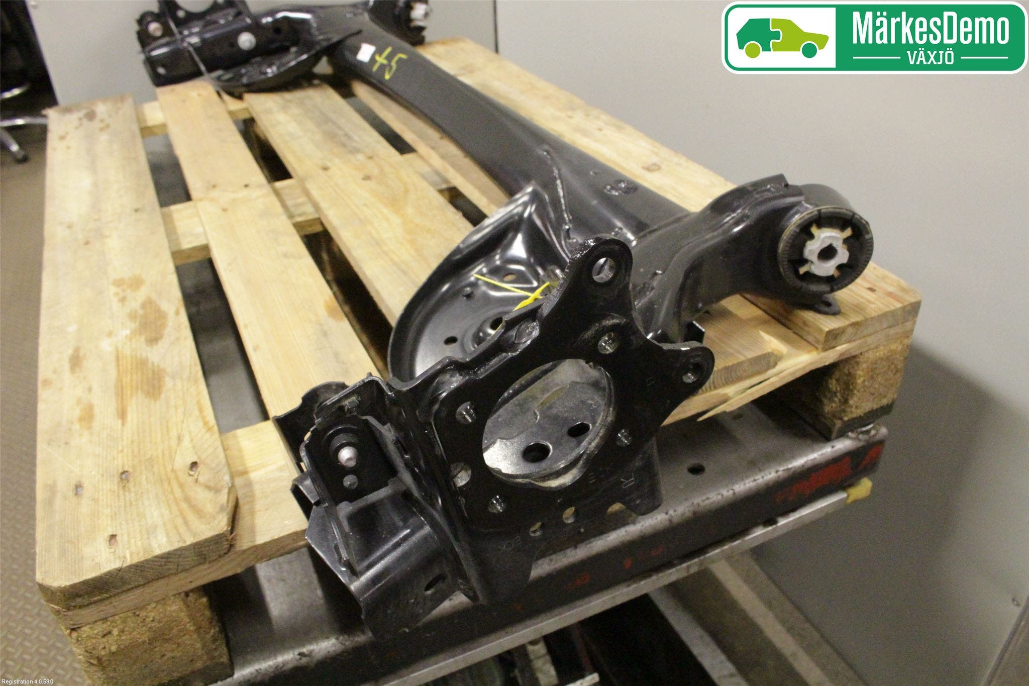 Mazda 3 IV 19- Bakaxelbalk