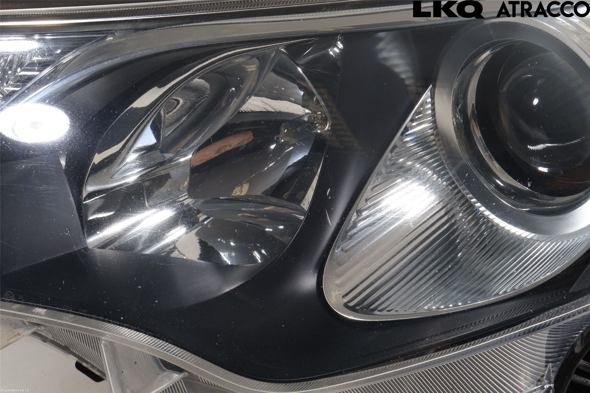 Toyota RAV4 13-18 Strålkastare Vänster