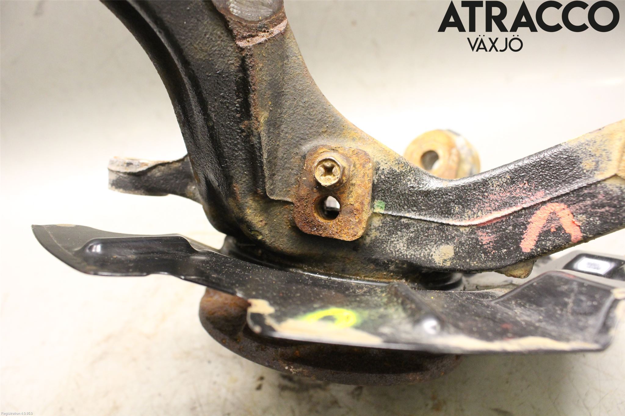 Suzuki ACROSS 21- Styrspindel Lagerhus Vä