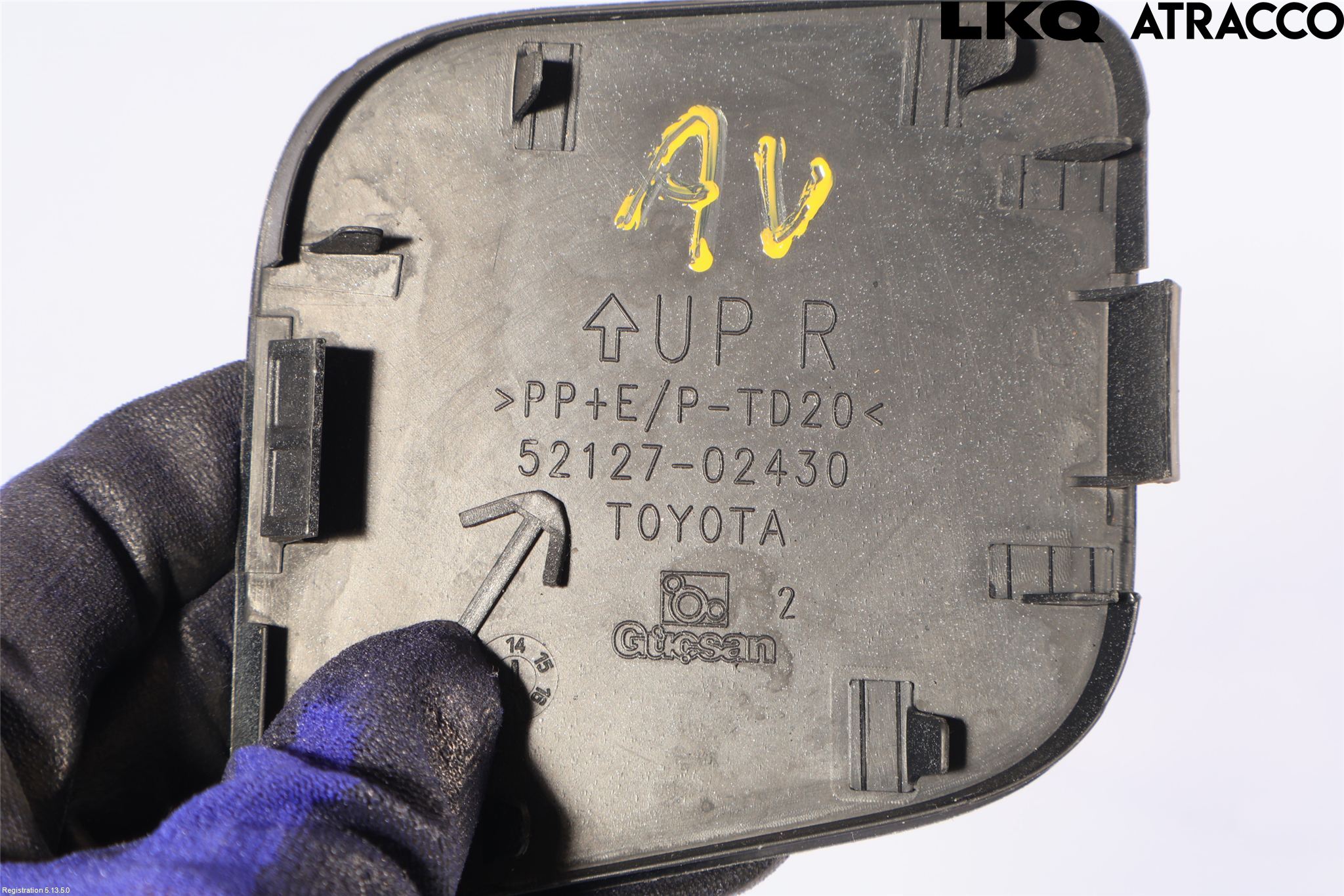 Toyota AURIS 13-19 Stötfångardel Fram Hö