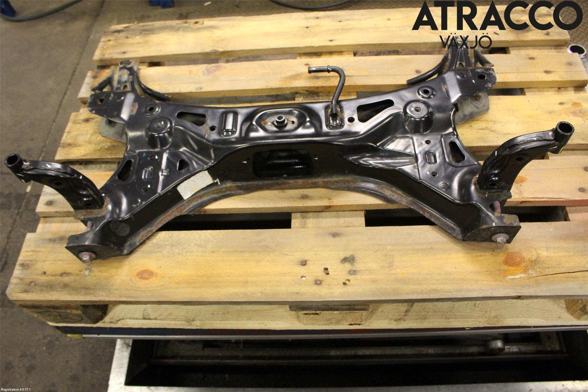 Suzuki BALENO 95-19 Framvagnsbalk