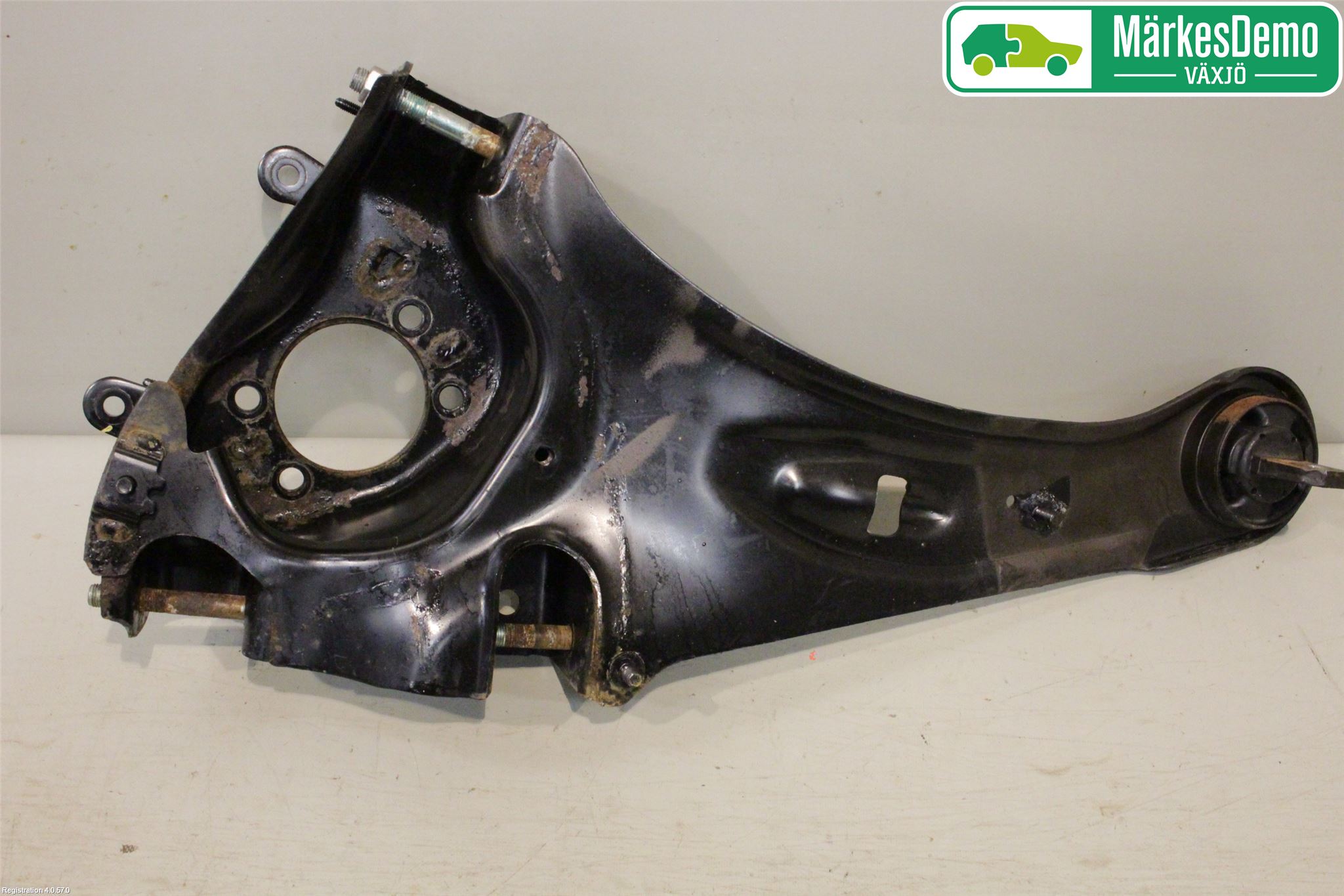 Mitsubishi OUTLANDER 13-21 Bärarm Bak Vänster