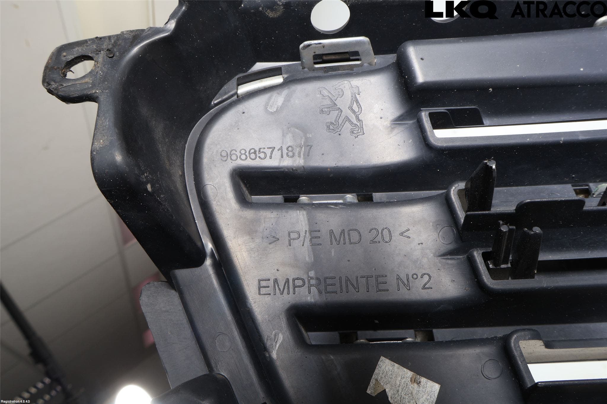 Peugeot 508 11-18 Grill Komp