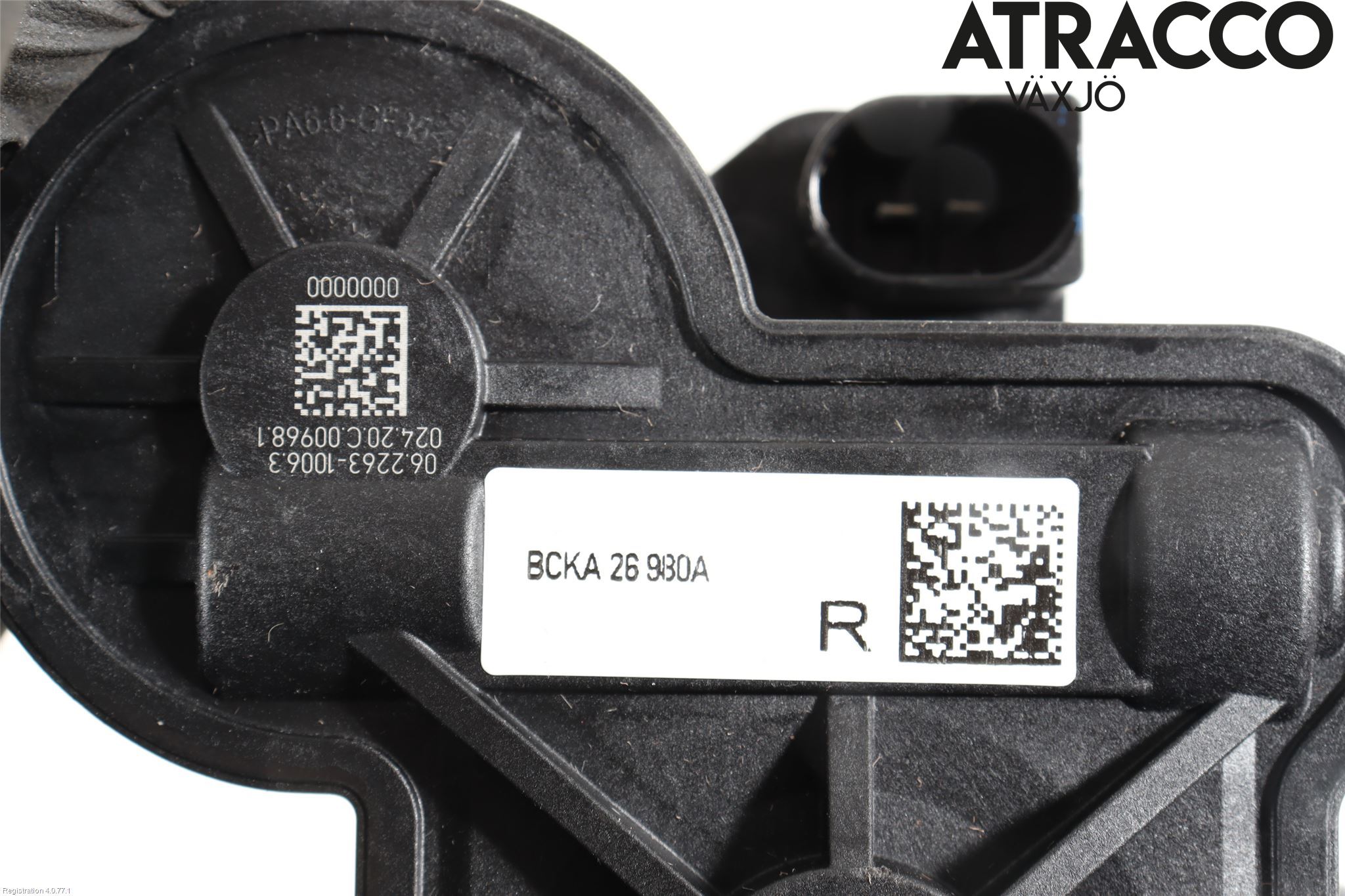 Mazda CX-30 20- Parkeringsbroms Elmanövrerad