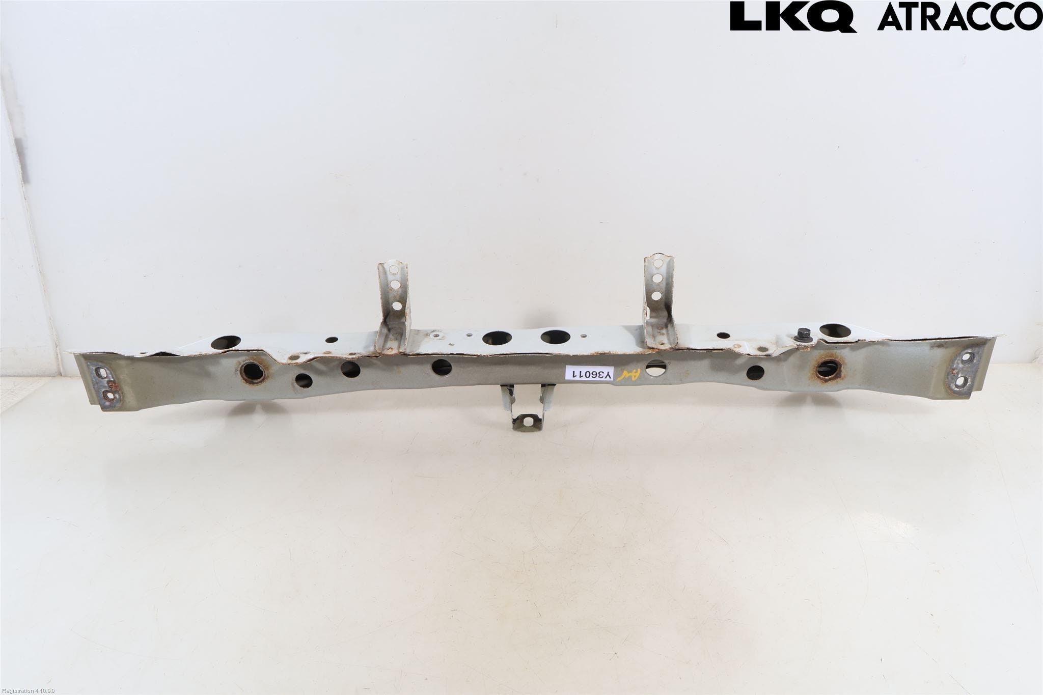 Toyota YARIS XP130 12-14 Frontplåt Övre