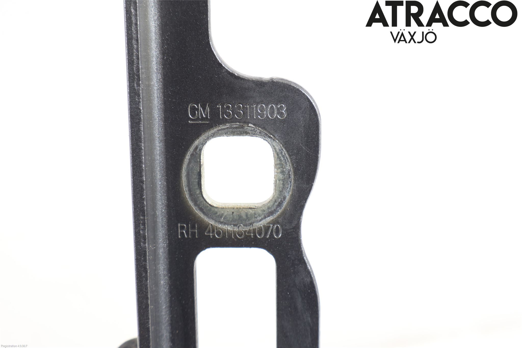 Opel CORSA E 15-19 Huvgångjärn