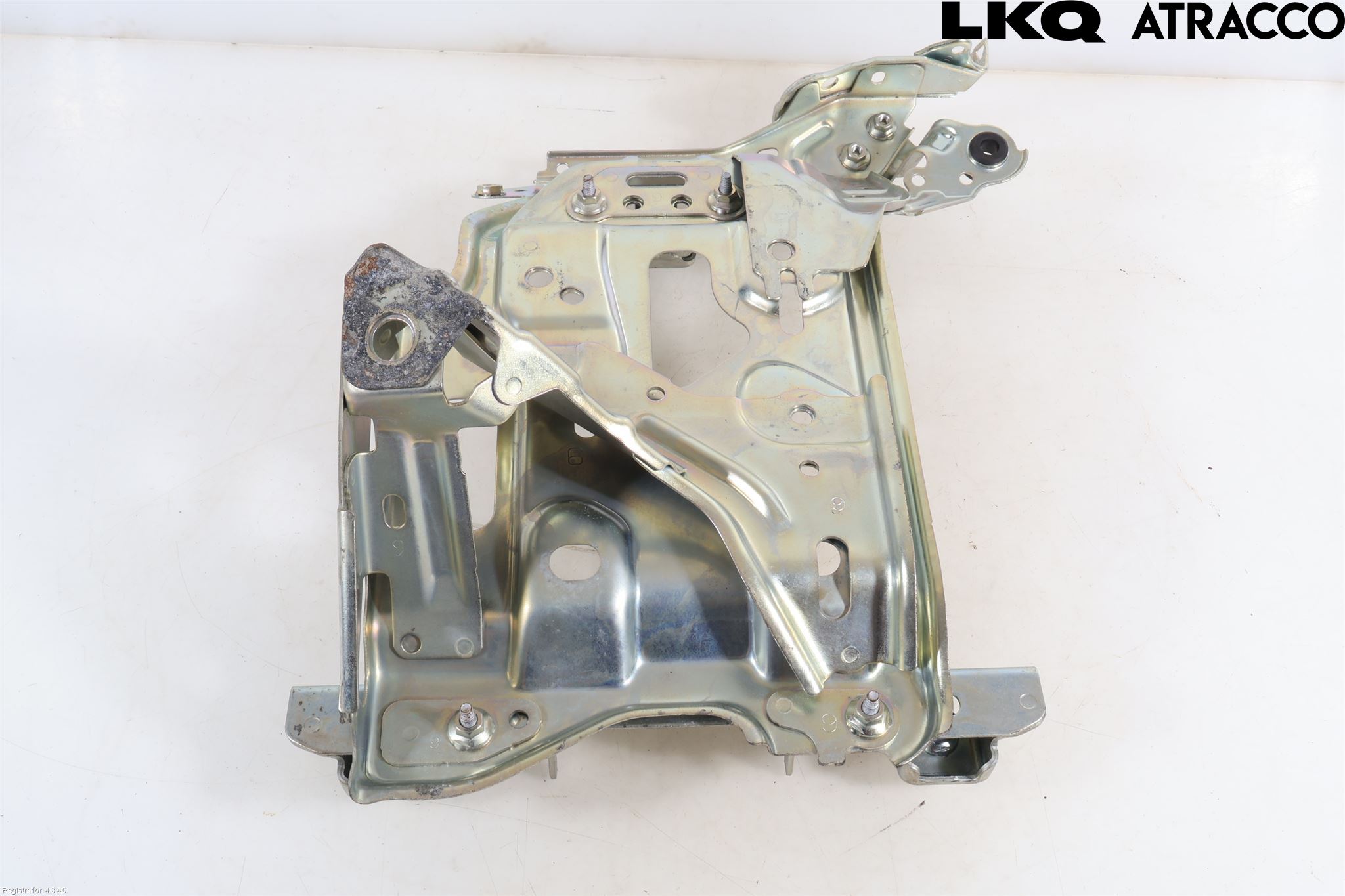 Toyota YARIS XP130 12-14 Hybridconverter