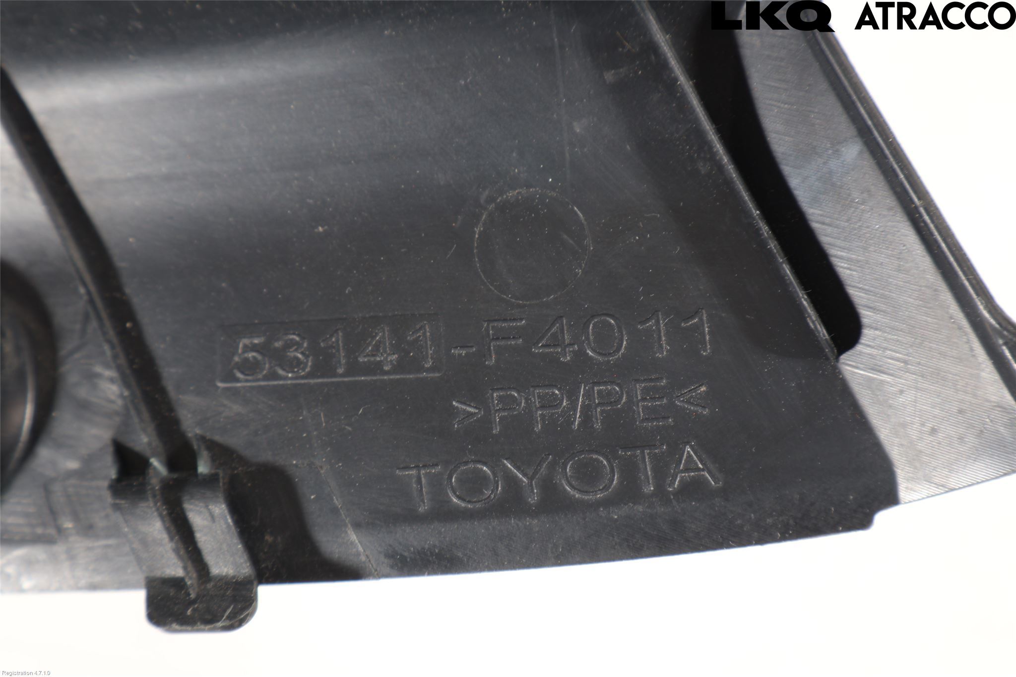 Toyota C-HR 16-23 Täckplast Front