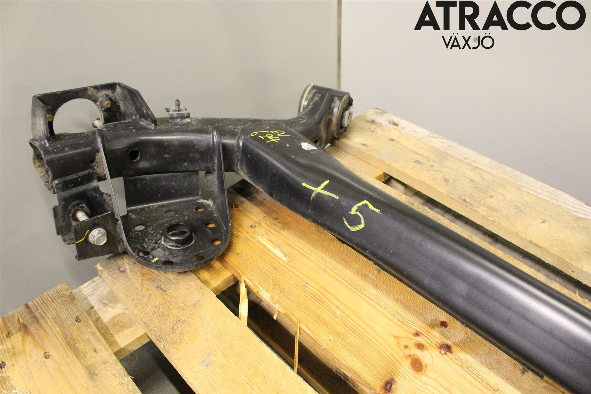 Hyundai IONIQ AE 17-22 Bakaxelbalk