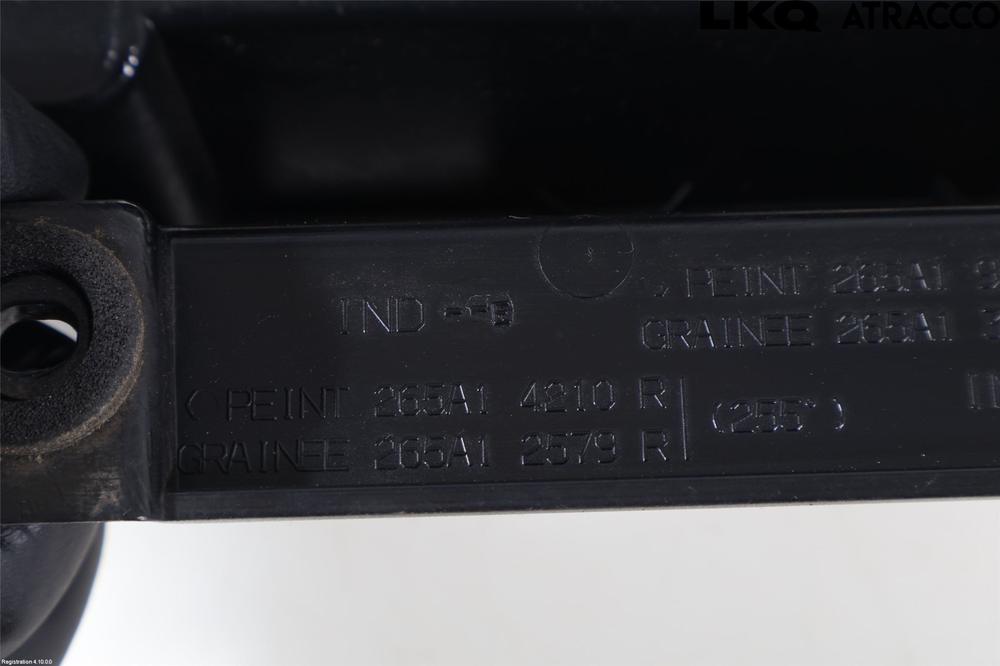 Renault TRAFIC/E-TECH 15- Bakljussarg