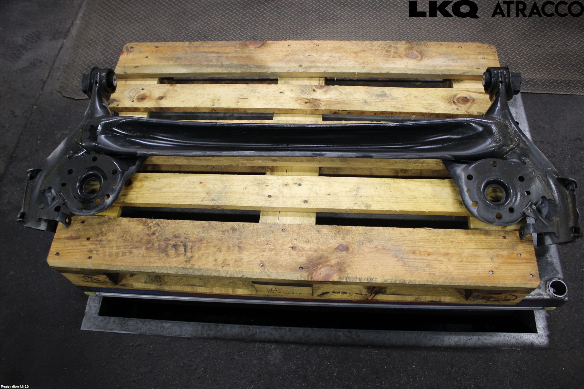 Toyota YARIS XP21 20- Bakaxelbalk