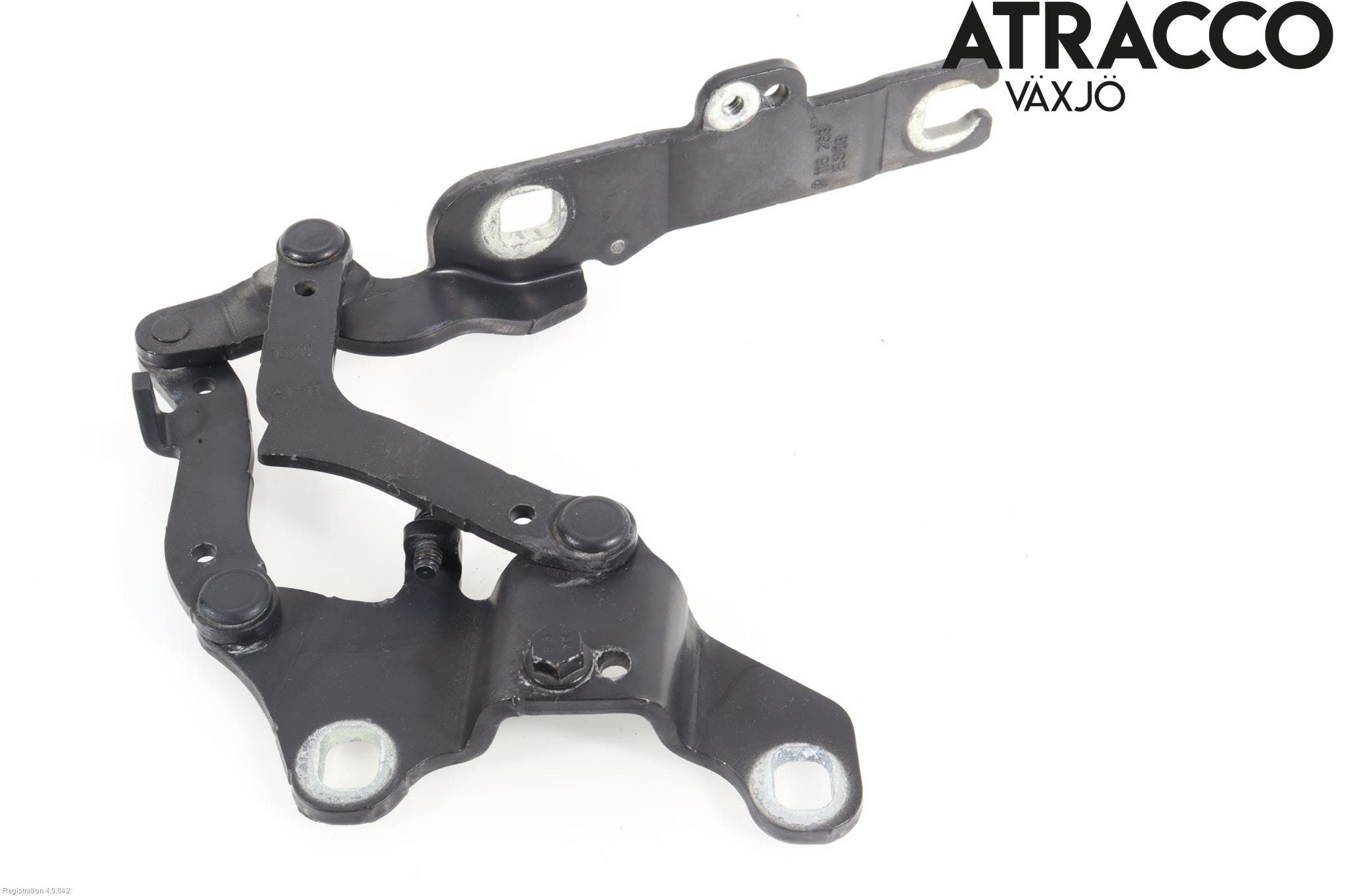 BMW 3 E90/91 SED/TOU 05-12 Huvgångjärn