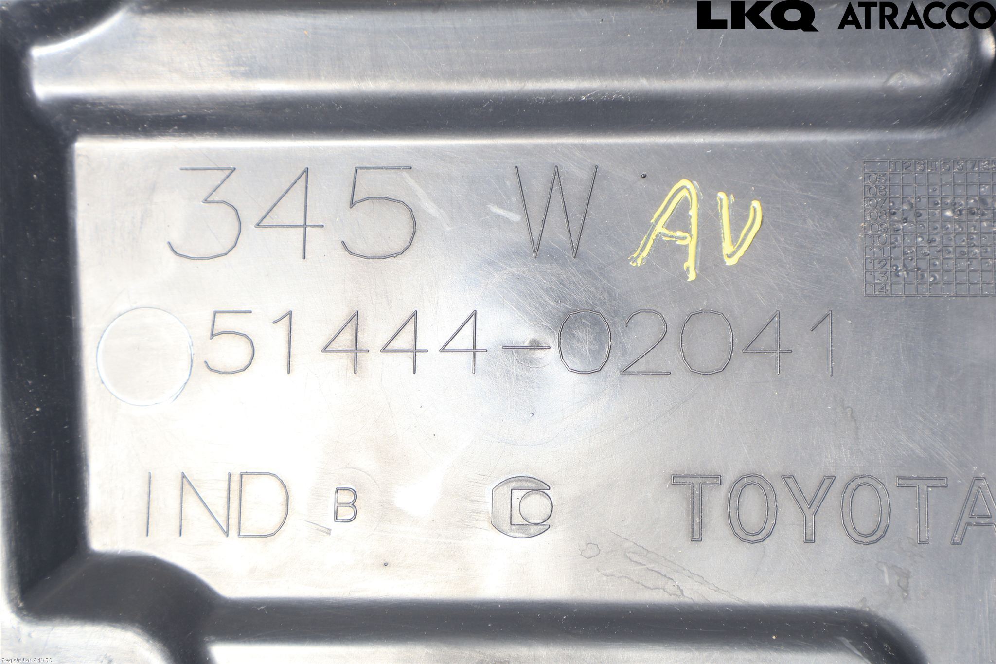 Toyota AURIS 13-19 Hasplåt Plåt-Plast