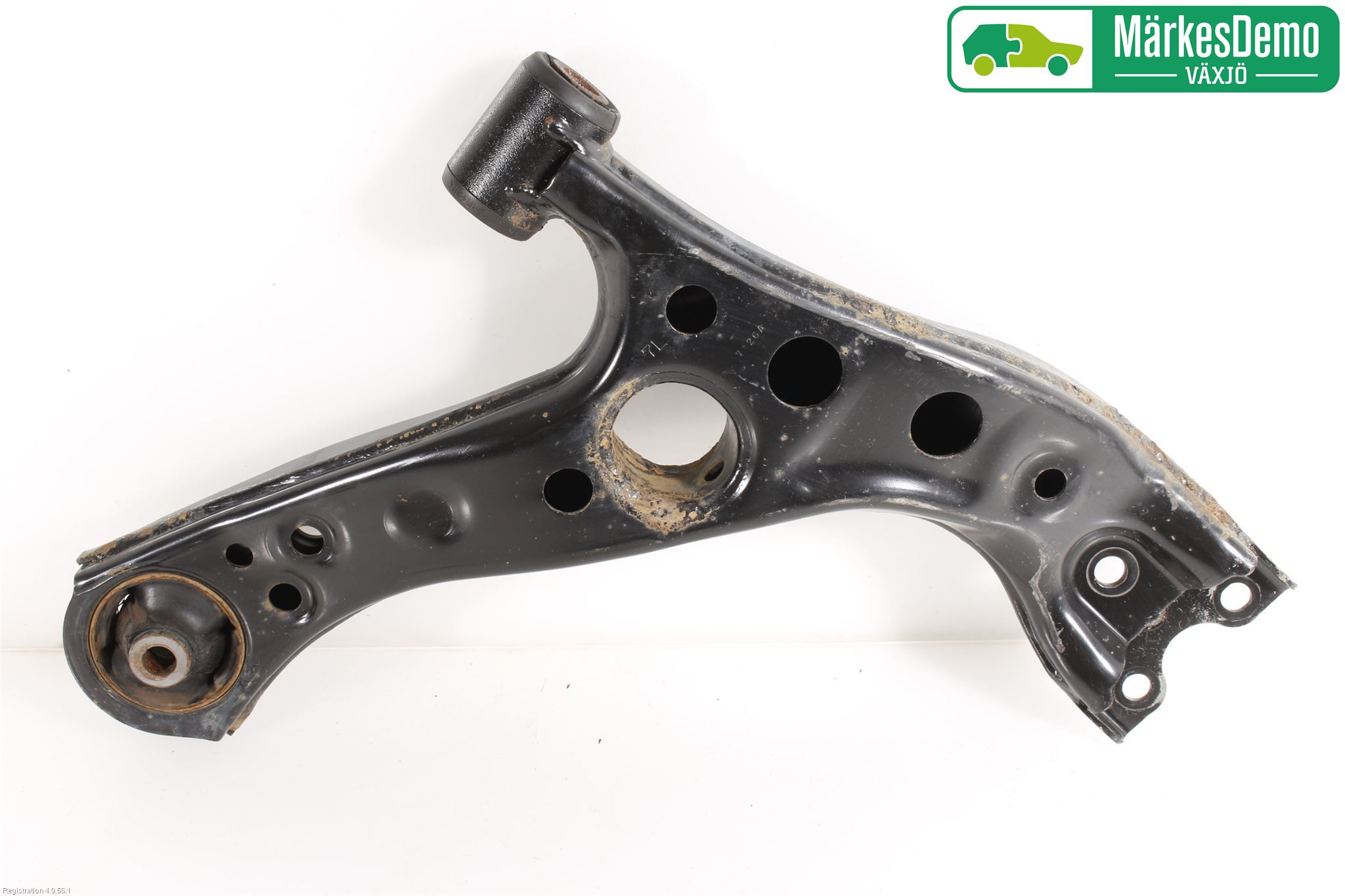 Toyota C-HR 16-23 Bärarm Fram Undre Vä