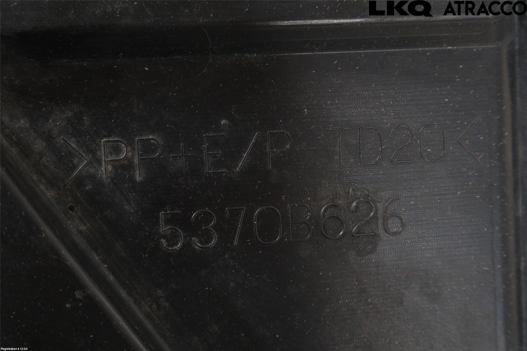 Mitsubishi OUTLANDER 13-21 Hasplåt Plåt-Plast