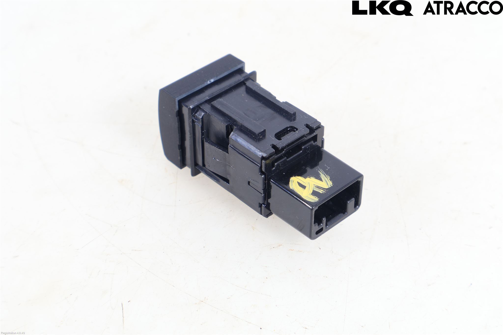 Toyota bZ4X EA10 22- Strömställare Baklucka