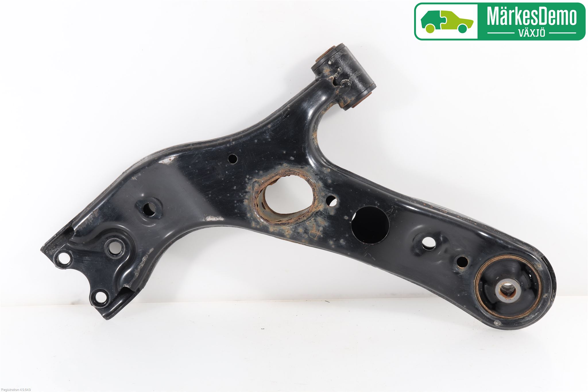 Toyota RAV4 13-18 Bärarm Fram Undre Hö