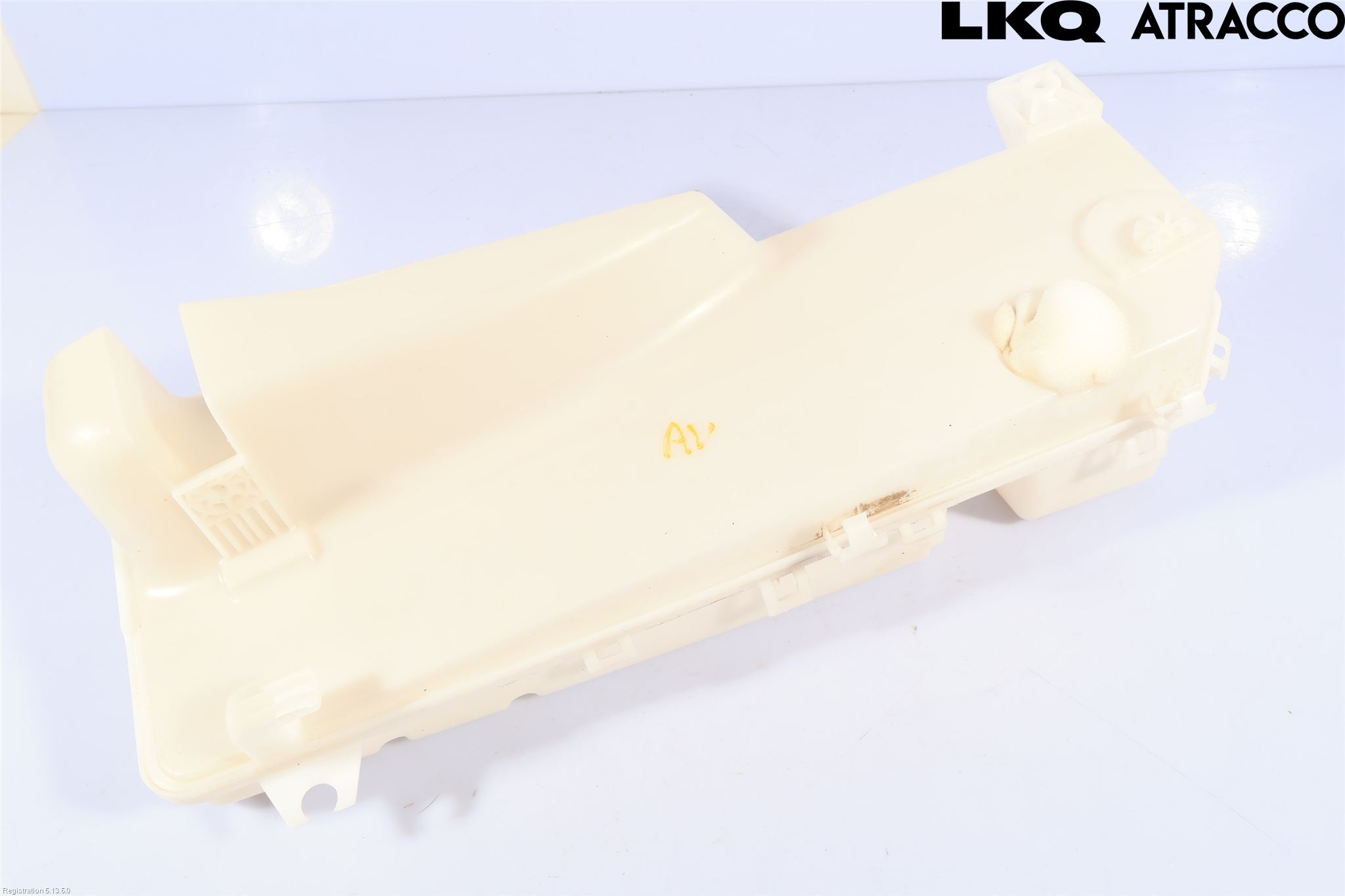 Toyota PROACE II 16- Spolartank Vindruta