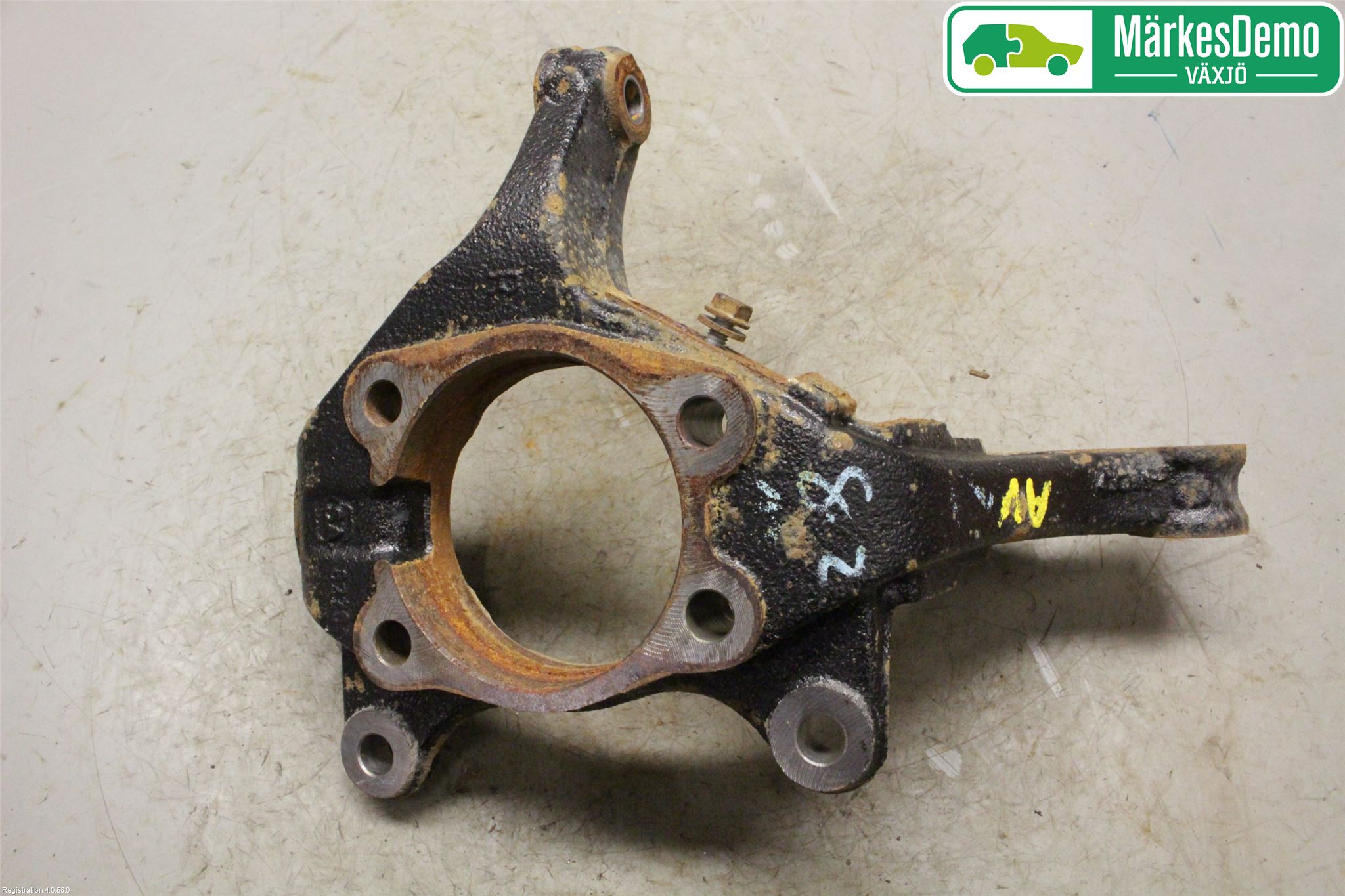 Toyota AURIS 13-19 Styrspindel Lagerhus Hö