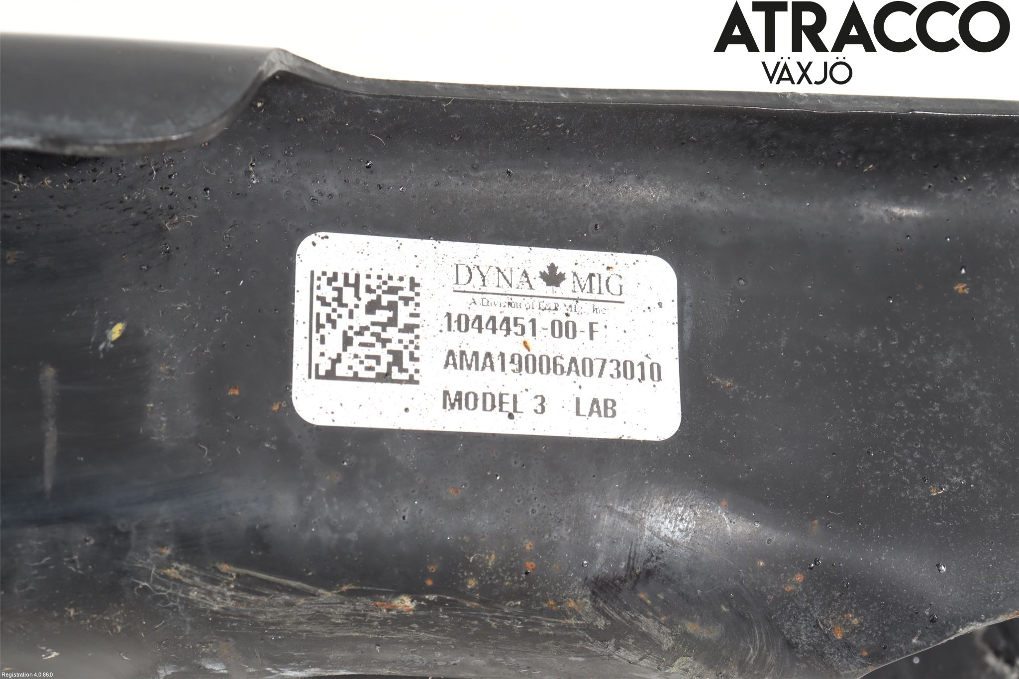 Tesla MODEL 3 17- Bärarm Bak Höger