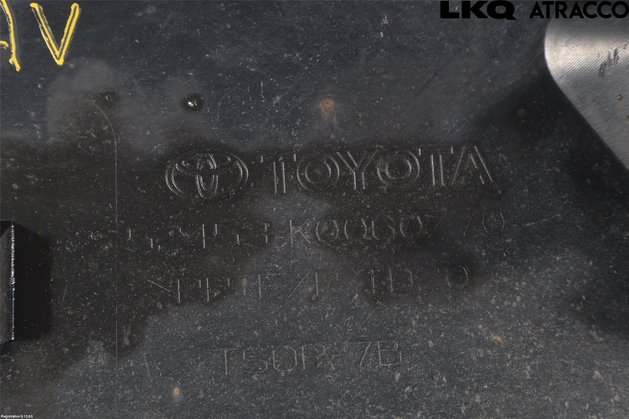 Toyota YARIS XP21 20- Stötfångardel Bak Mitt
