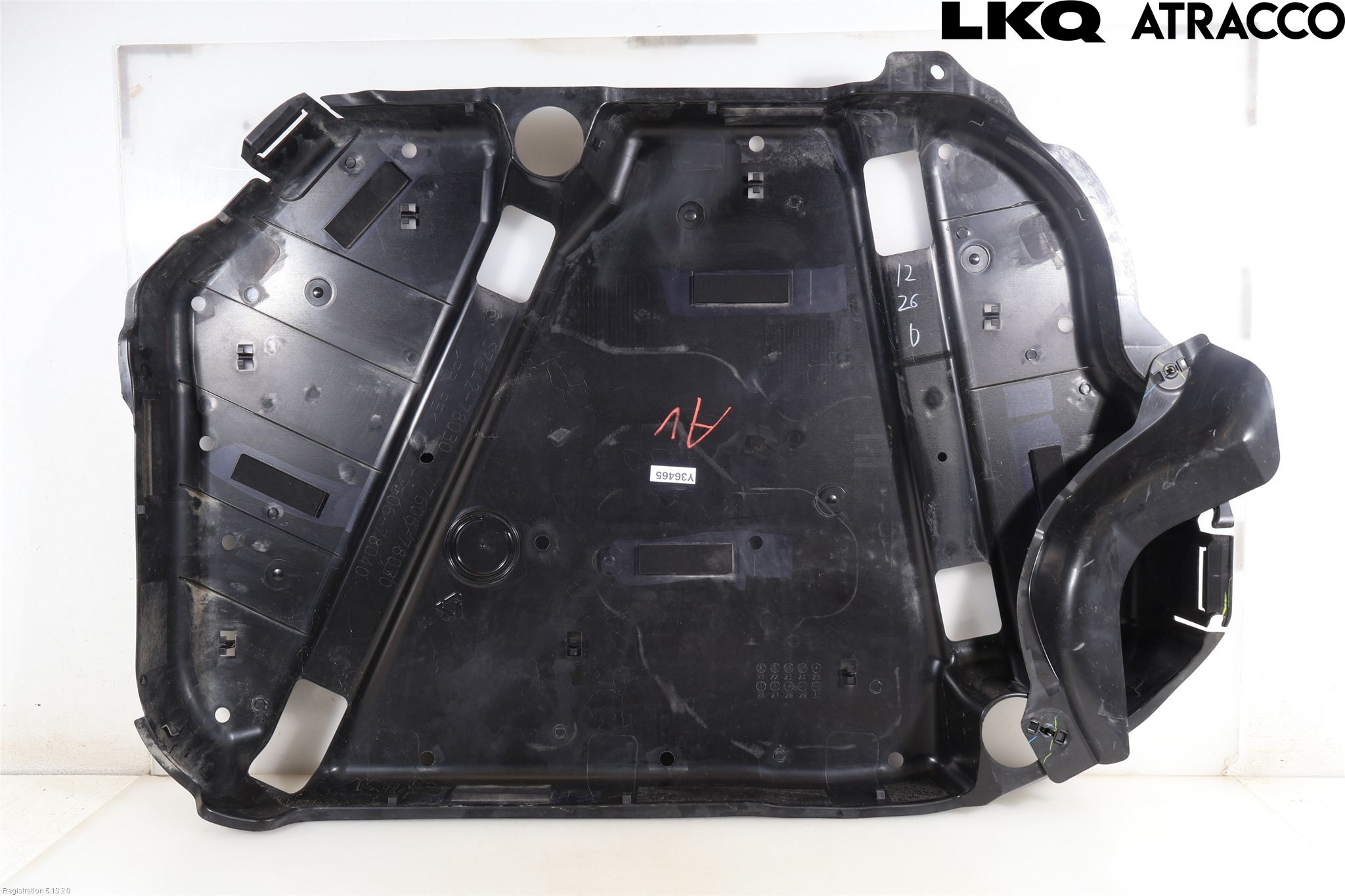 Lexus NX 300h 15-21 Hasplåt Plåt-Plast
