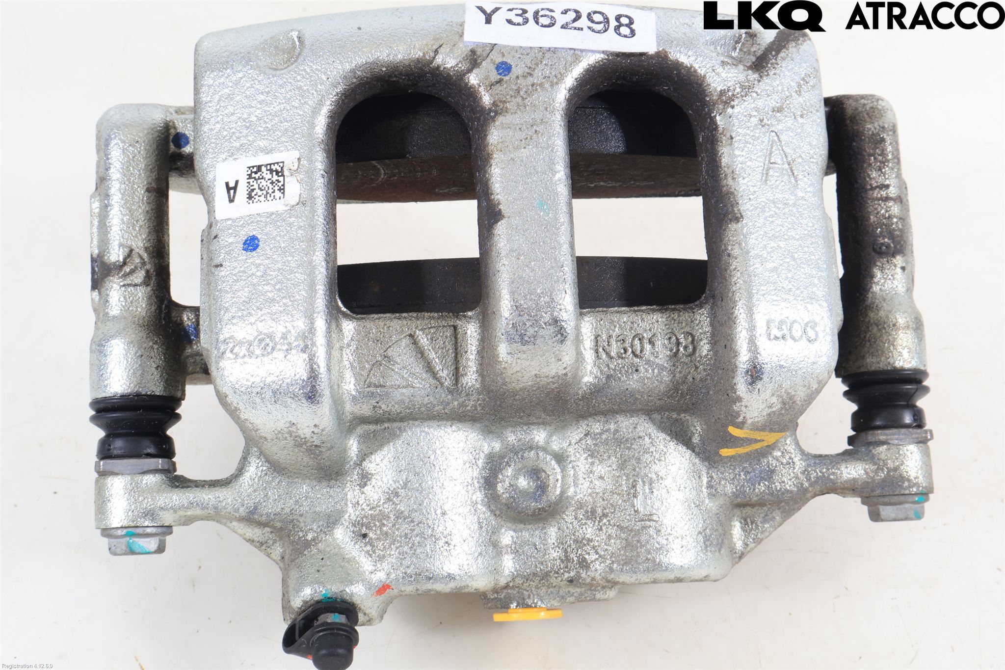 Toyota C-HR 24- Bromsok Fram Vänster