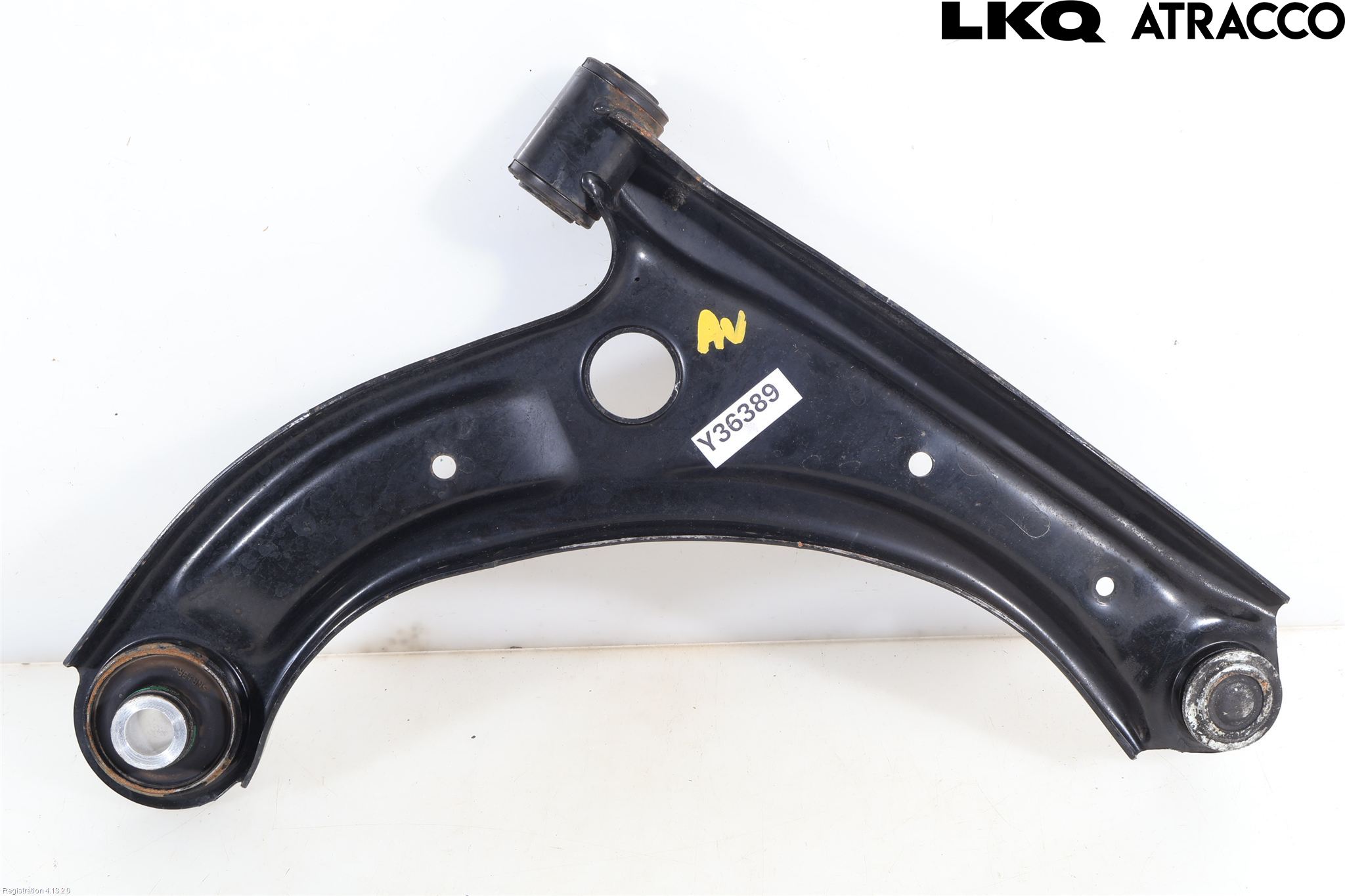 Suzuki SWIFT 17-24 Bärarm Fram Undre Vä