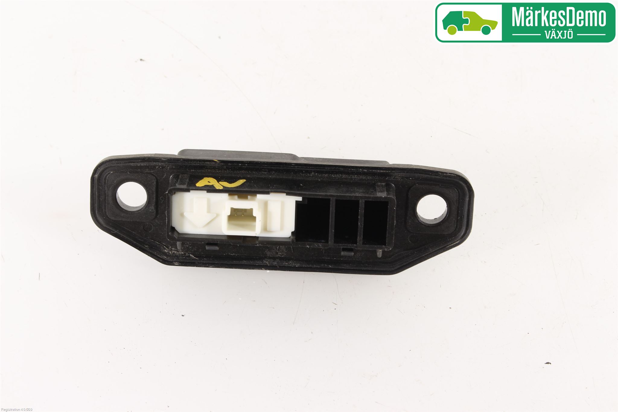 Toyota YARIS XP130 15-20 Bakluckehandtag
