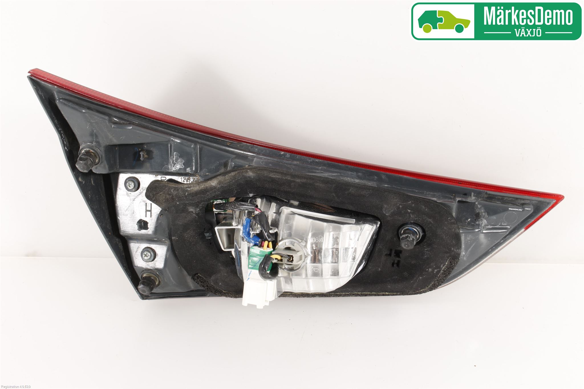 Toyota AURIS 13-19 Bakljus Lucka Hö