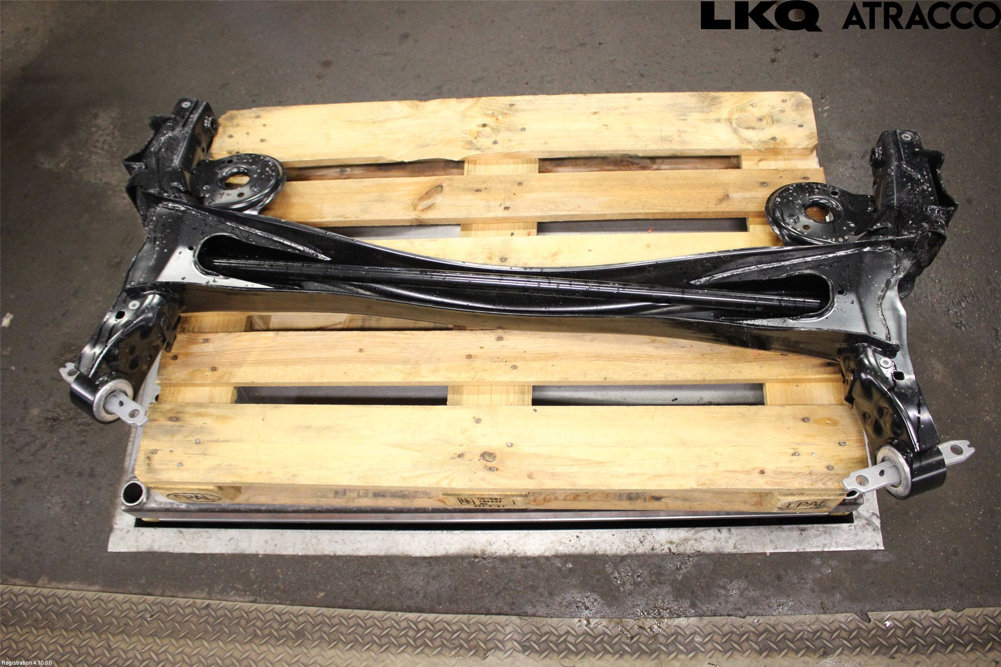 Peugeot 5008/E-5008 24- Bakaxelbalk
