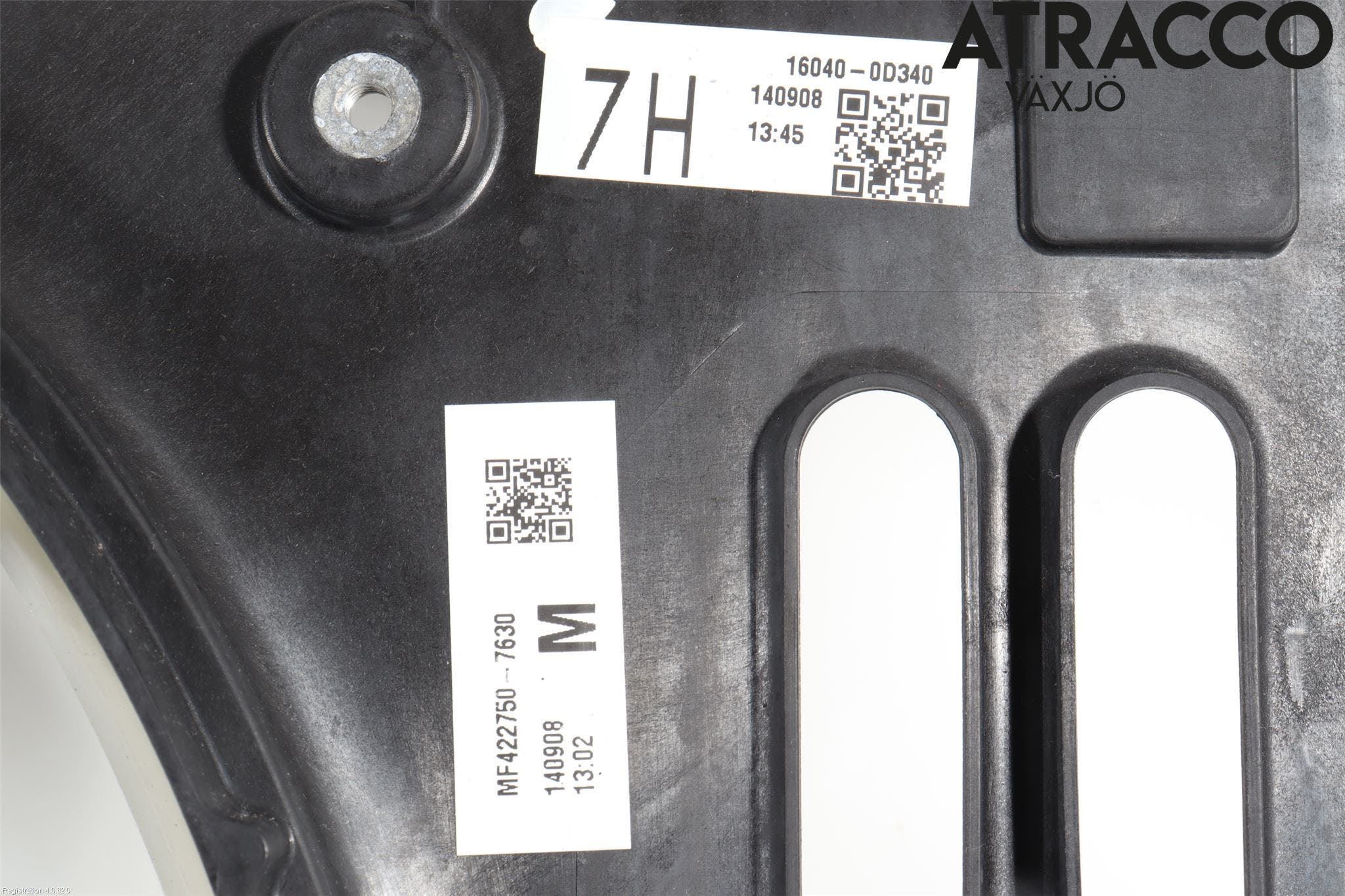 Toyota AVENSIS 09-15 Kylfläktkåpa