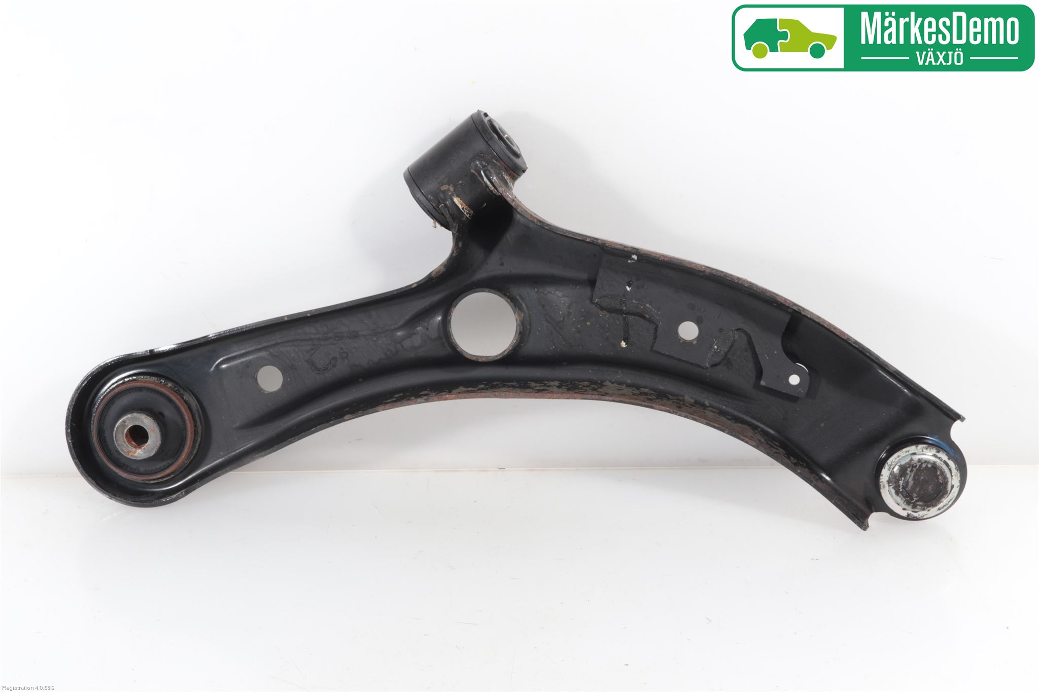 Suzuki SWIFT 11-16 Bärarm Fram Undre Vä