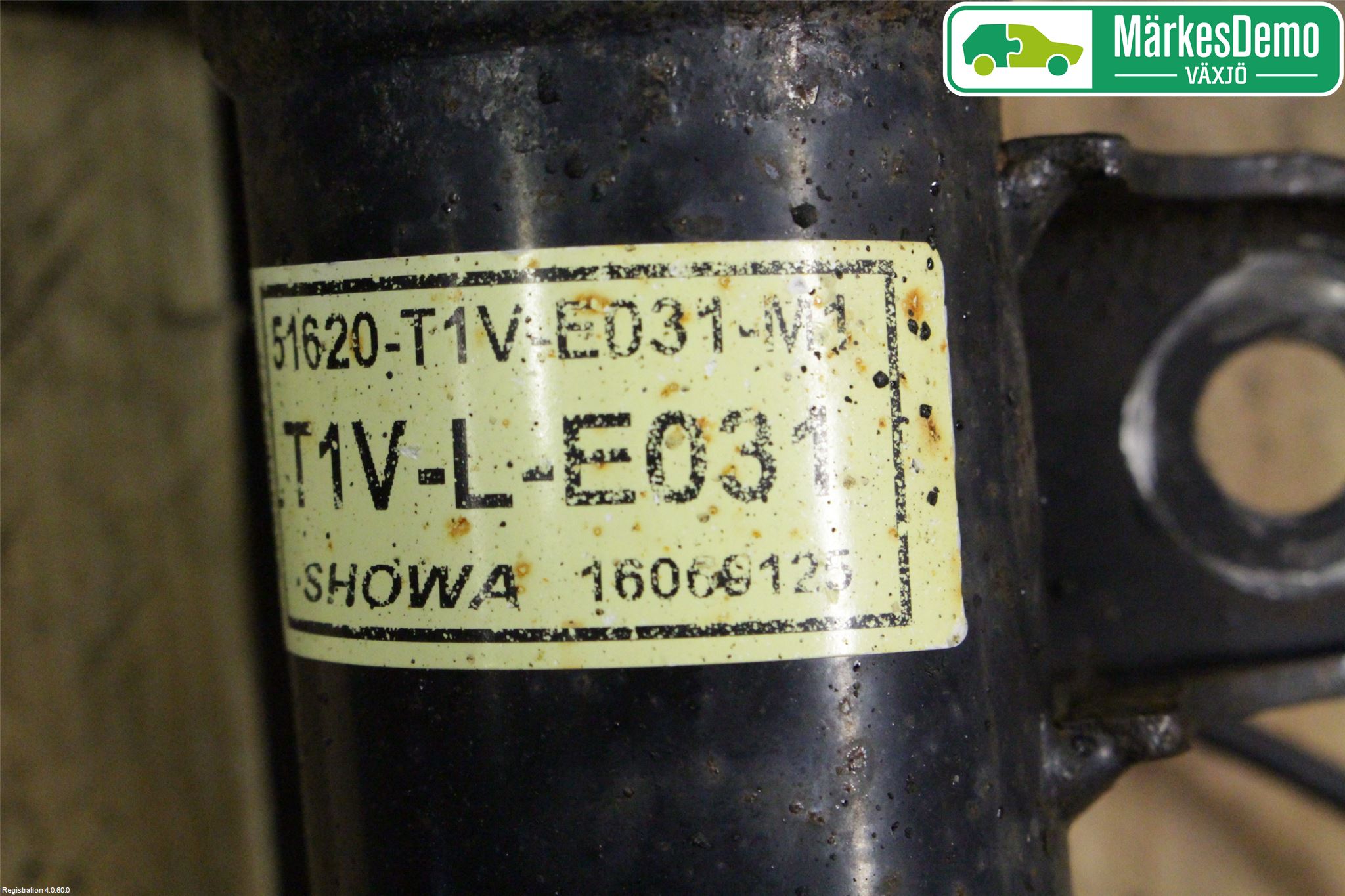 Honda CR-V 13-18 Fjäderben Fram Vänster