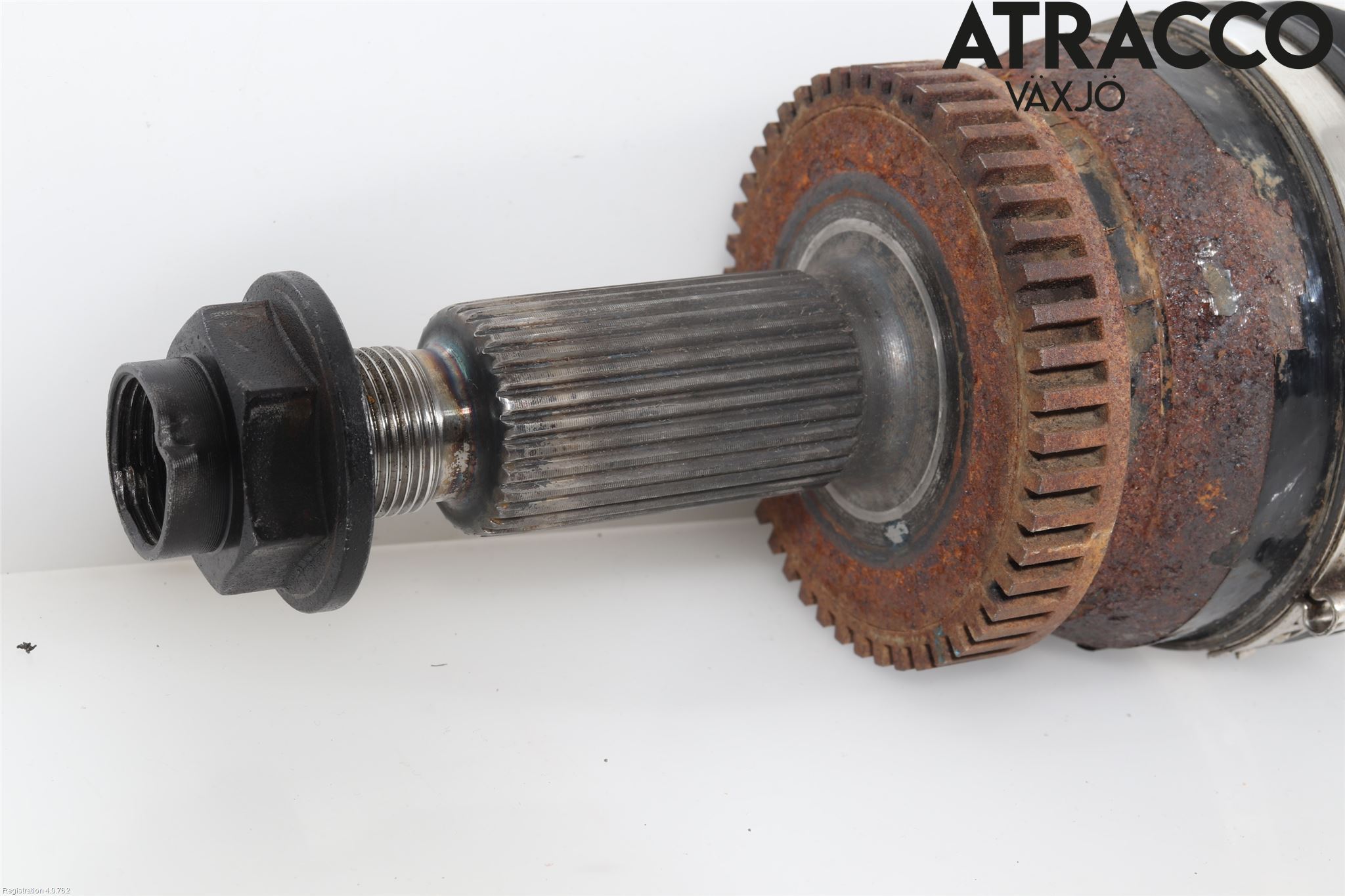 Hyundai i40 16-18 Drivaxel Fram Höger