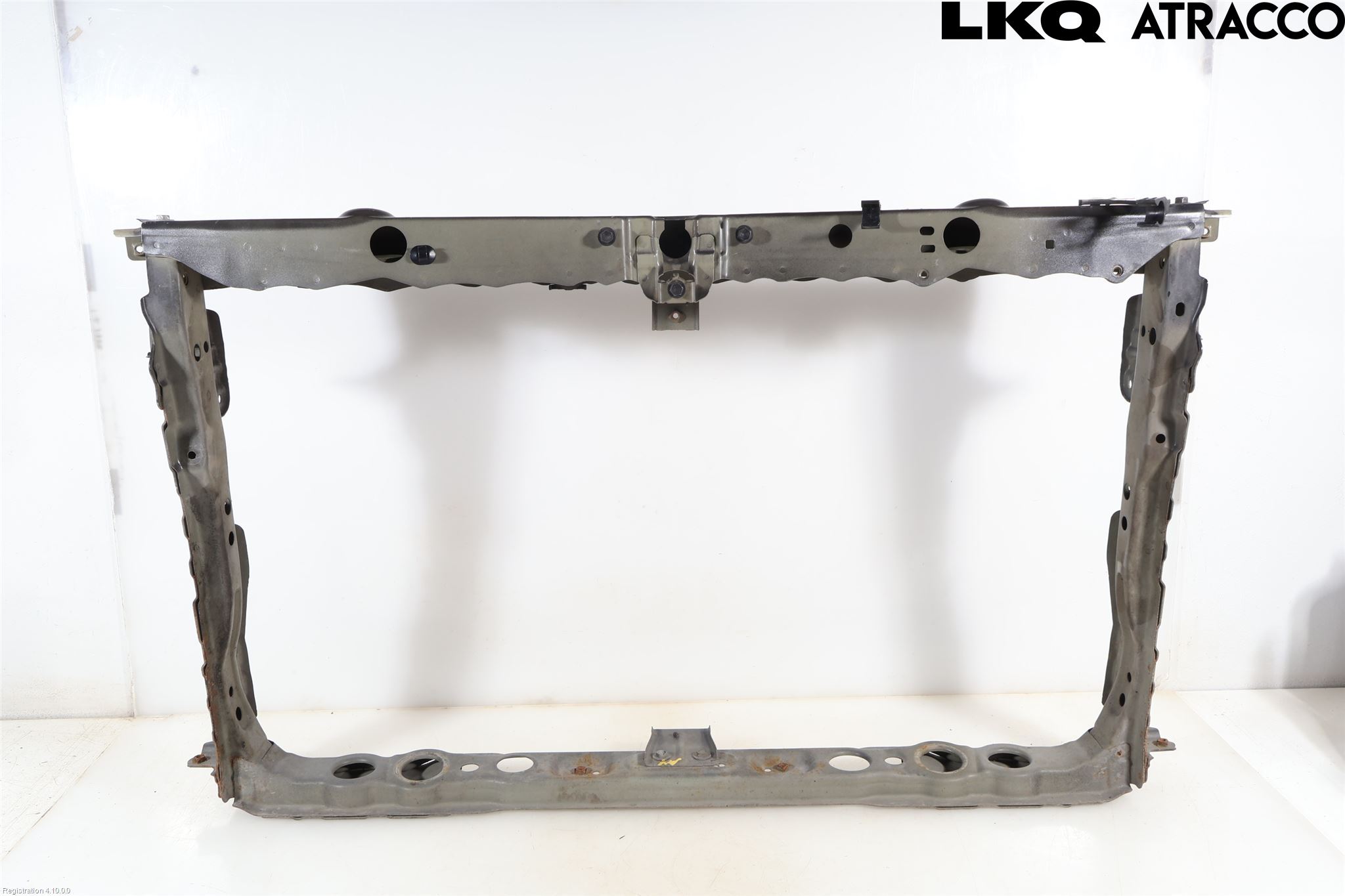 Toyota AVENSIS 16-18 Frontkorg