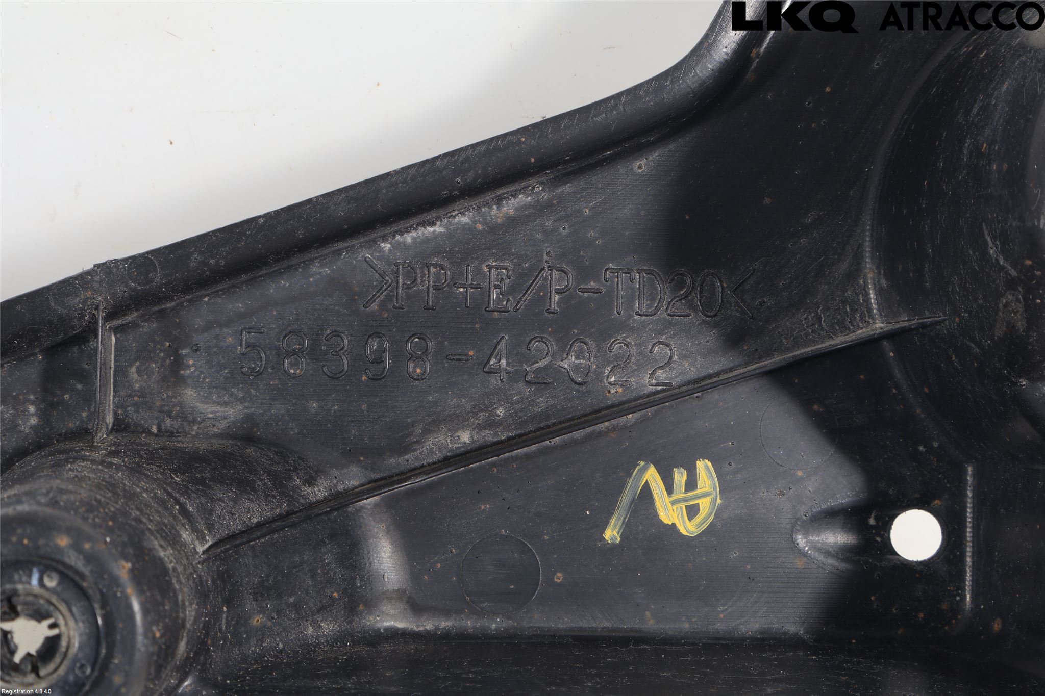 Lexus NX 300h 15-21 Hasplåt Plåt-Plast