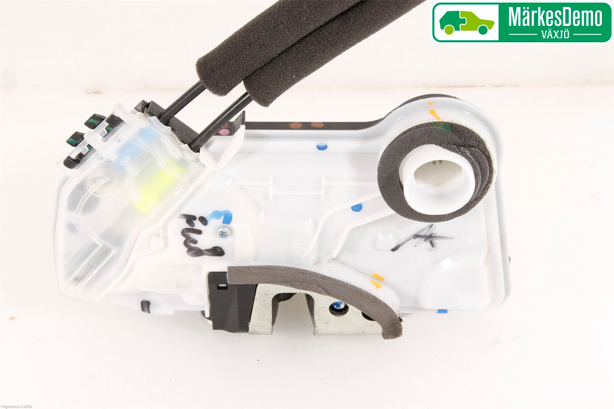 Toyota C-HR 16-23 Låskista-Dörrlås