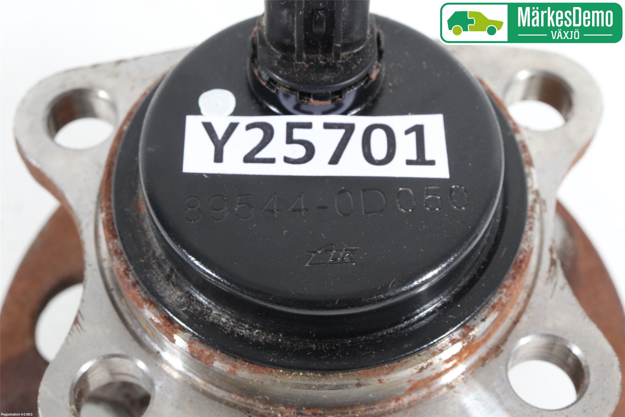 Toyota YARIS XP130 15-20 Nav Bak