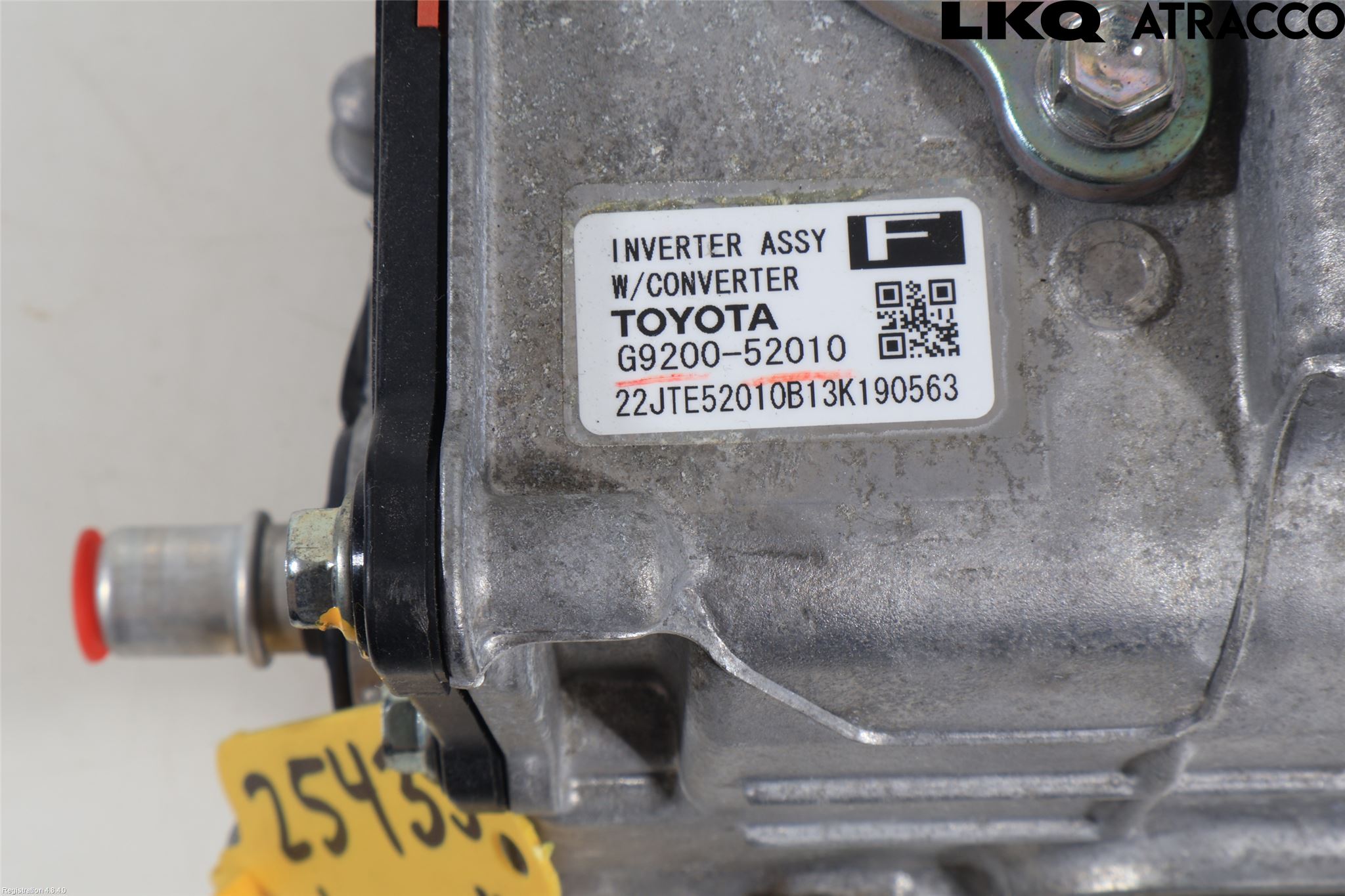 Toyota YARIS XP130 12-14 Hybridconverter