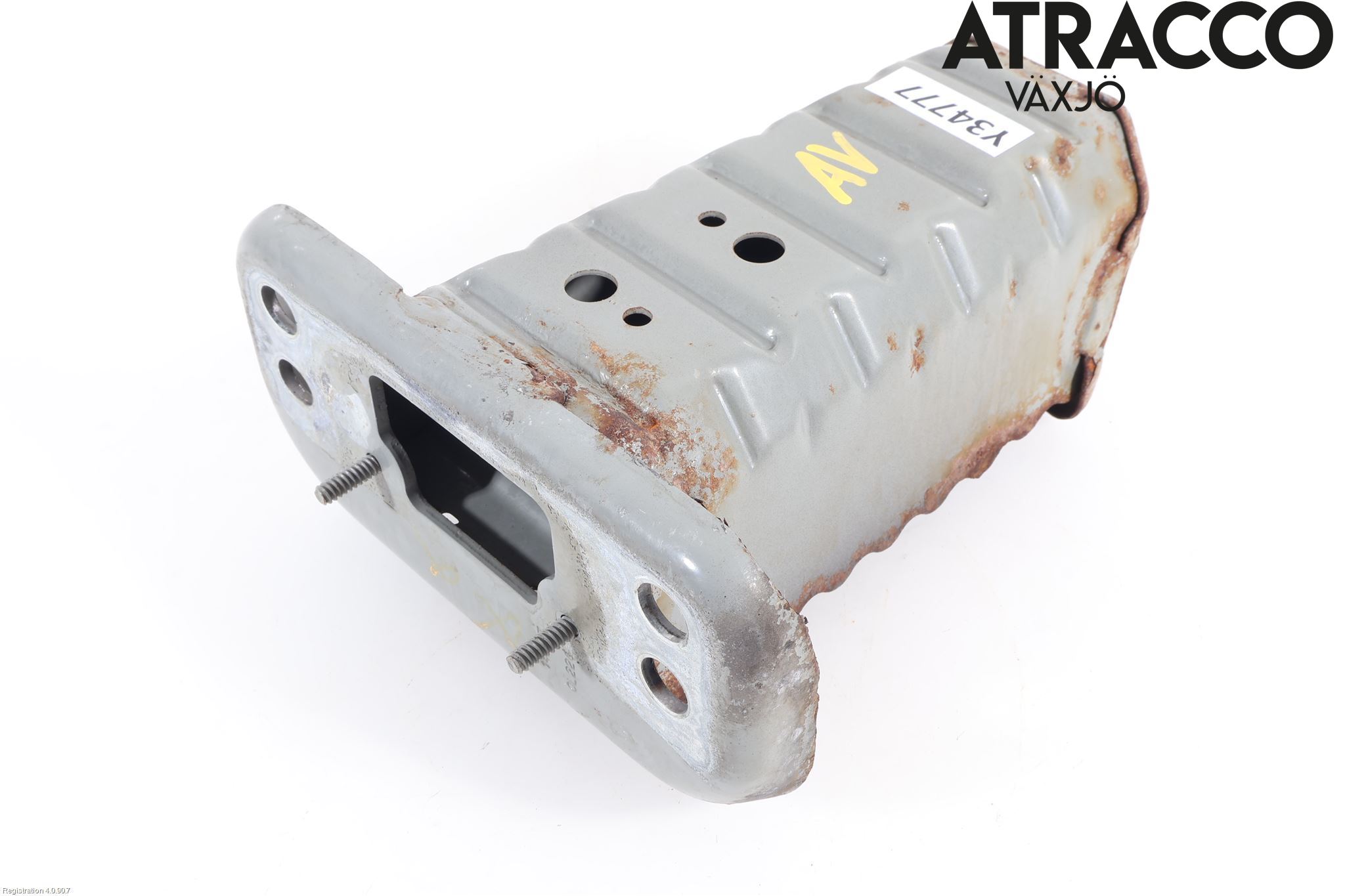Toyota YARIS XP130 15-20 Stötfångarbärjärn Fram