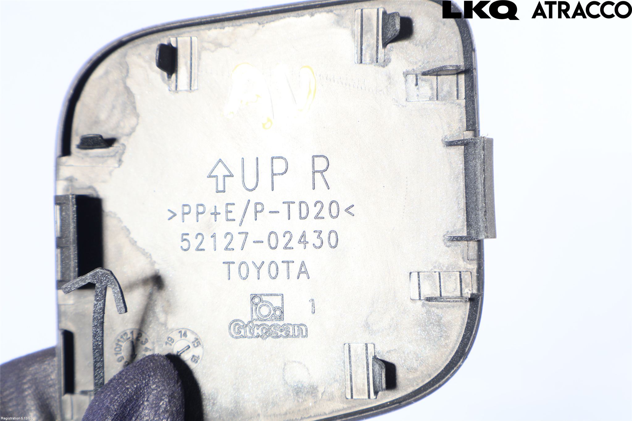 Toyota AURIS 13-19 Stötfångardel Fram Hö
