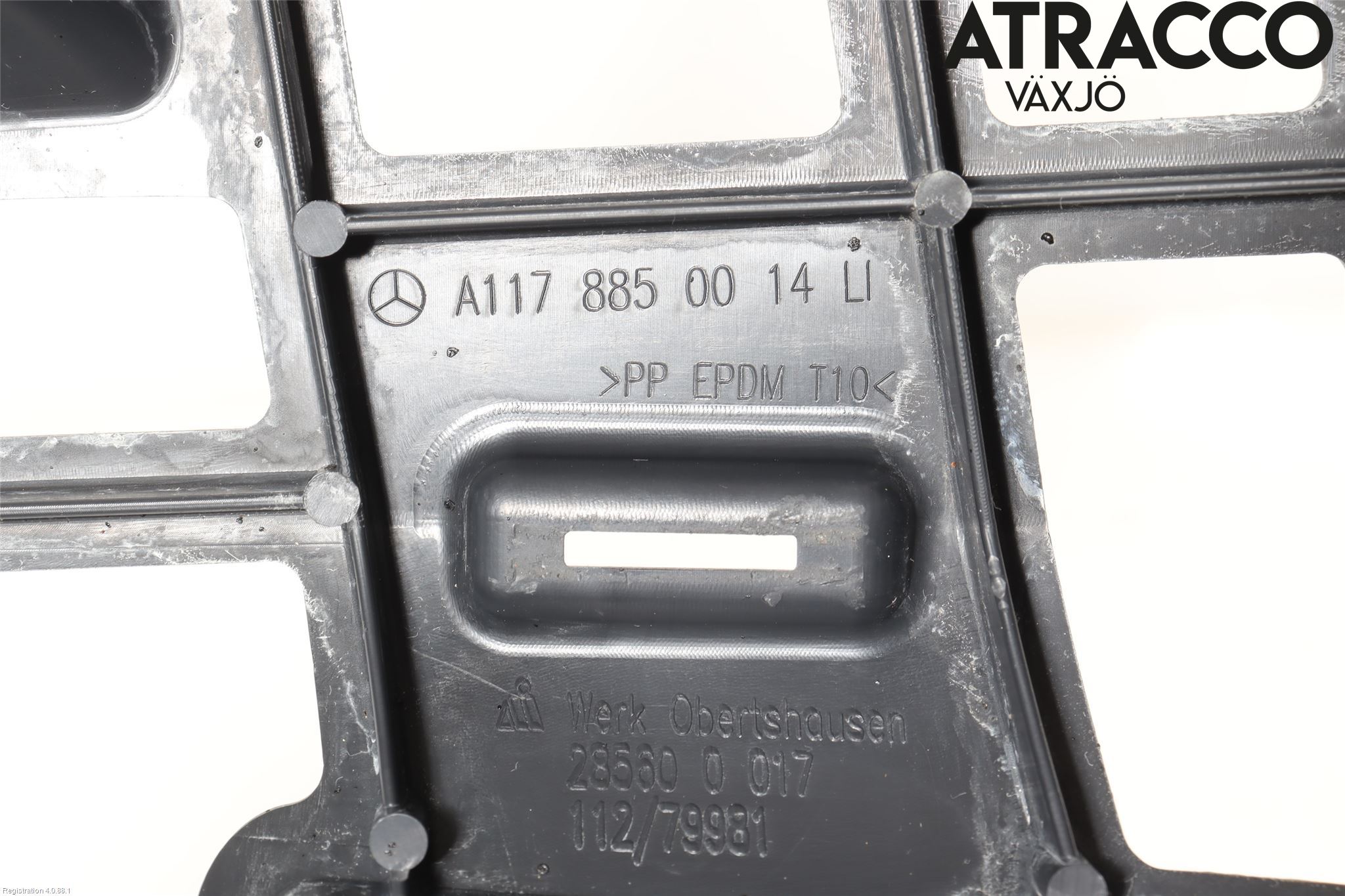 Mercedes-Benz MB CLA-KLASS (C117/X117) 13-19 Stötfångarfäste Bak Vä