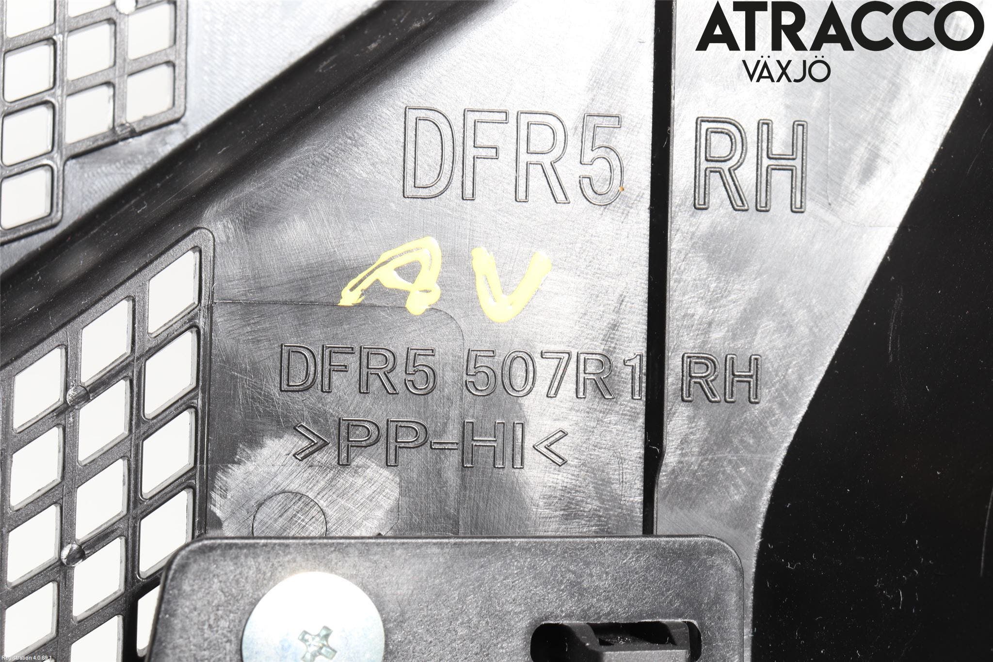 Mazda CX-30 20- Torpedplåt-Torpedplast